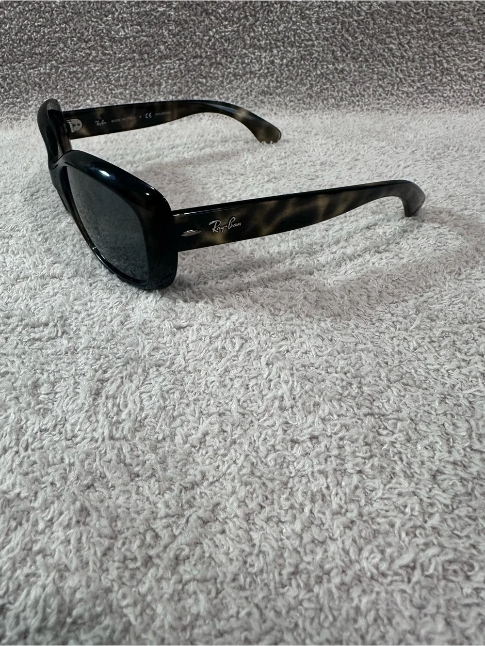 Ray Ban Jackie Ohh Classic Black Women's Oversized Sunglasses - Picture 3 of 9